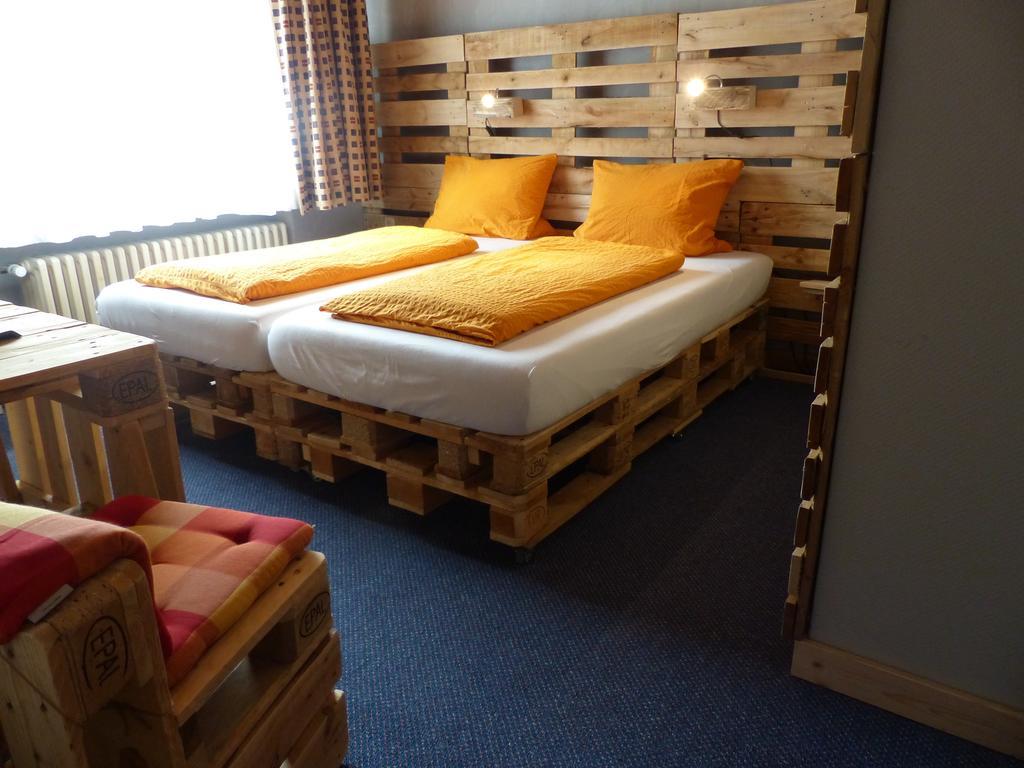 Haus Der Gastlichkeit Hotel Ratingen Eksteriør billede